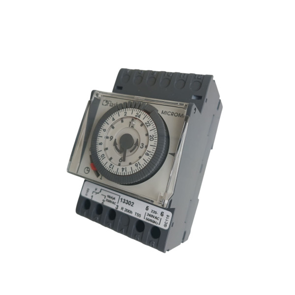 24h 240vac 16a ip20 flash program time switch